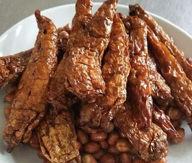 绥宁灌辣椒 特点香脆而不辣, 十足的香味,十足的野菜香味,十足的菜油