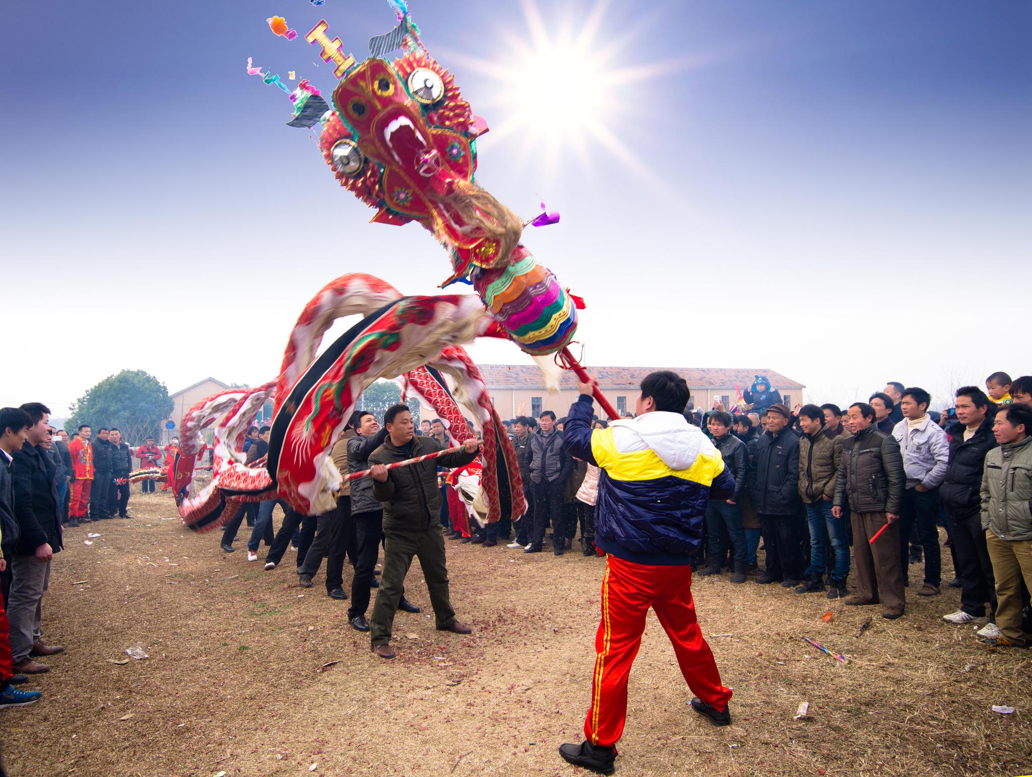 游走千年古驿龙灯之乡看孝感杨店百条滚龙狂舞