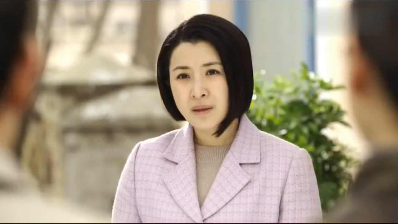 刘冬花故意和秋雯作对,自己作贱自己,连丈夫都嫌弃了