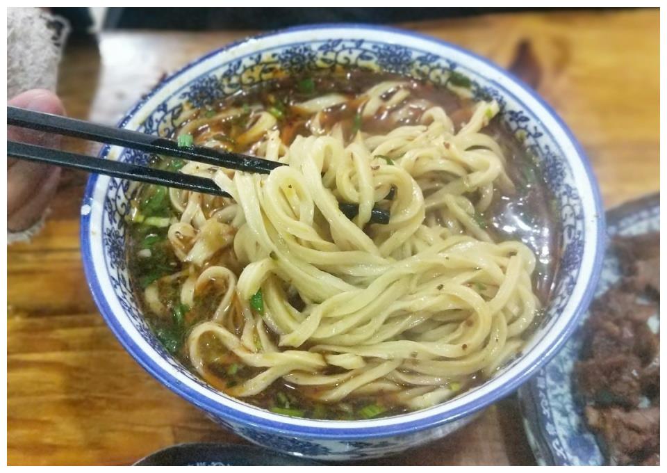荞麦棱到底是什么神仙拉面?兰州人用他来砸兰州牛肉面场子专用!