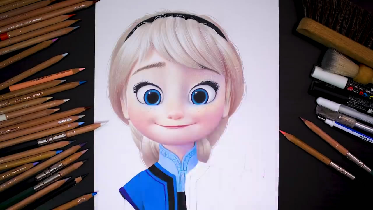 手工彩笔画作品,带你学习如何画小时候的艾莎,创意十足!