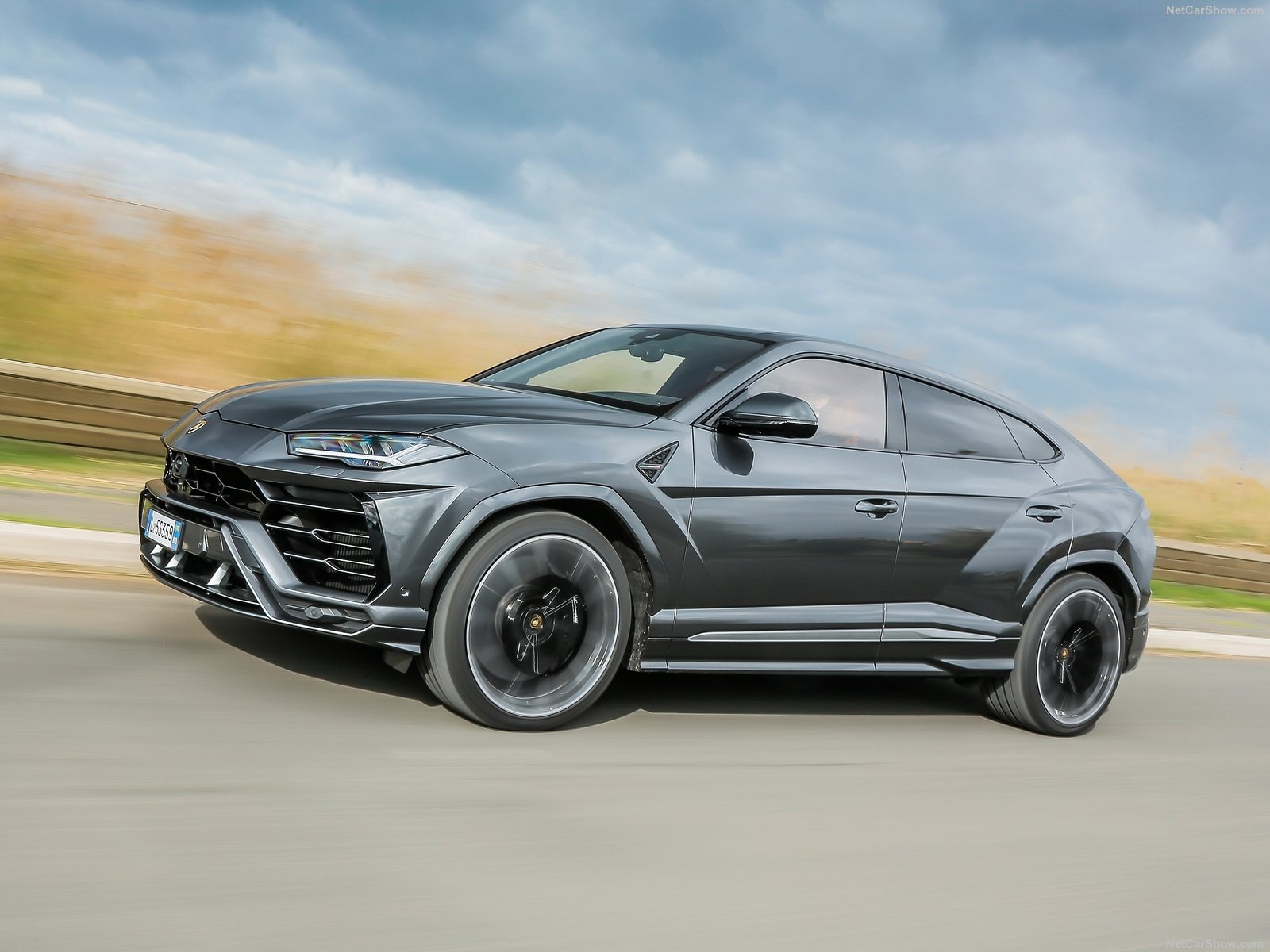 最速suv离你如此之近你的心跳是否加速