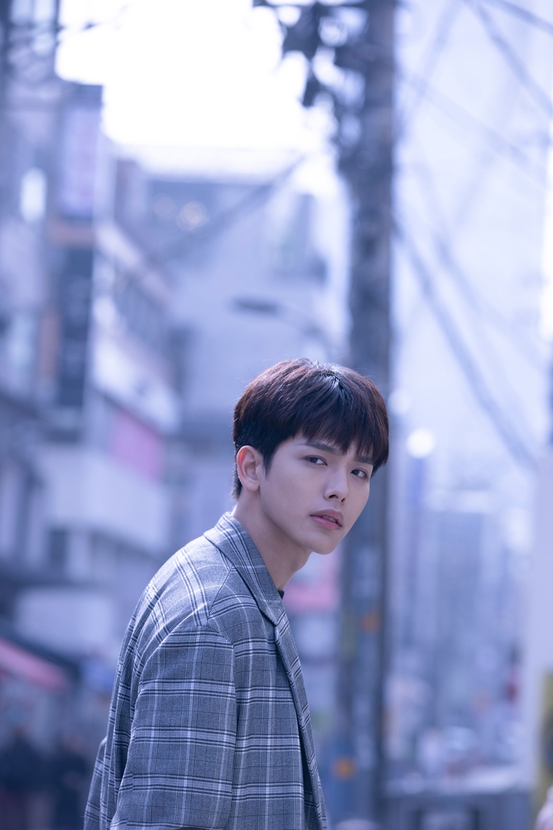 王以纶《谁都渴望遇见你》开播 最撩治愈系男友暖甜出击_高清图集