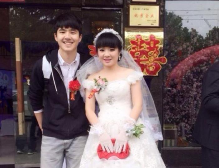 娜姐的婚纱(2)