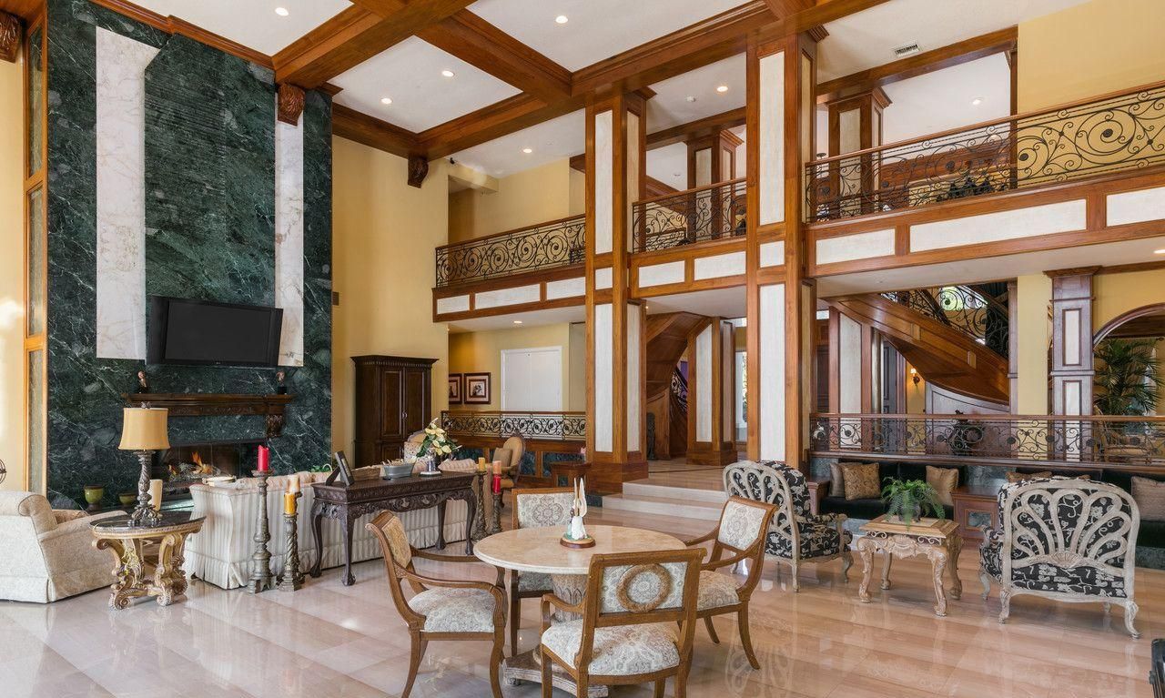 探访:nba球星沙奎尔的7000平米超级豪宅,内有四个篮球场!