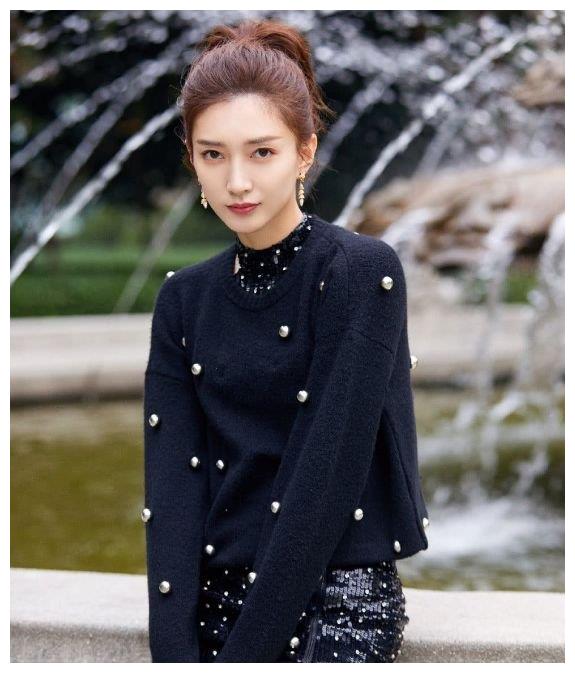 少有合体同台,江疏影和朱一龙这对美女帅哥,真的是太漂亮了