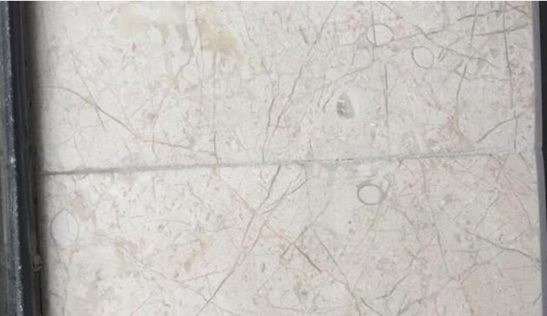 定制大理石时，业主执意要用裂开的，连泥工师傅都感到不解