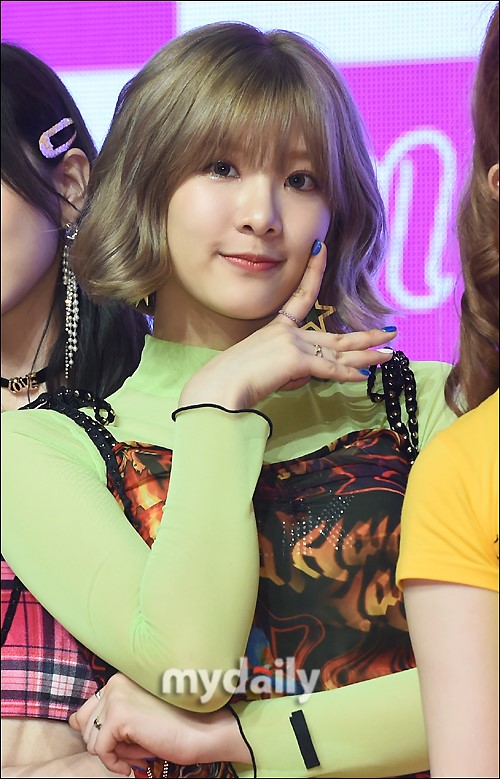 韩国女团nature新专辑发布会 韩国女团nature新专辑发布会