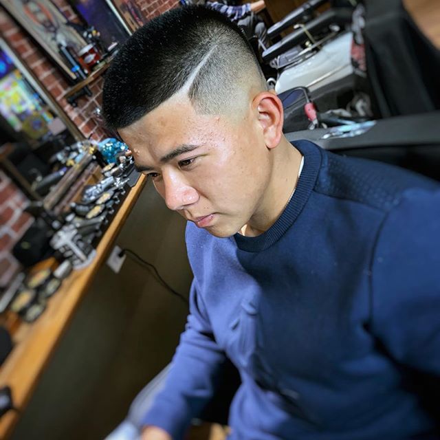 这12款发型让你尽显帅气暖男气质现在的年轻人都这样剪