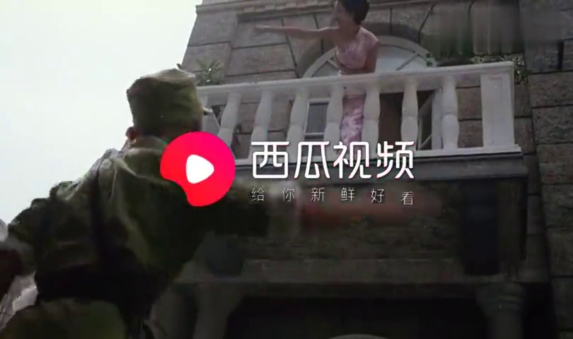 三毛从军记三毛打靶打下来一只野鸭,笑得肚子