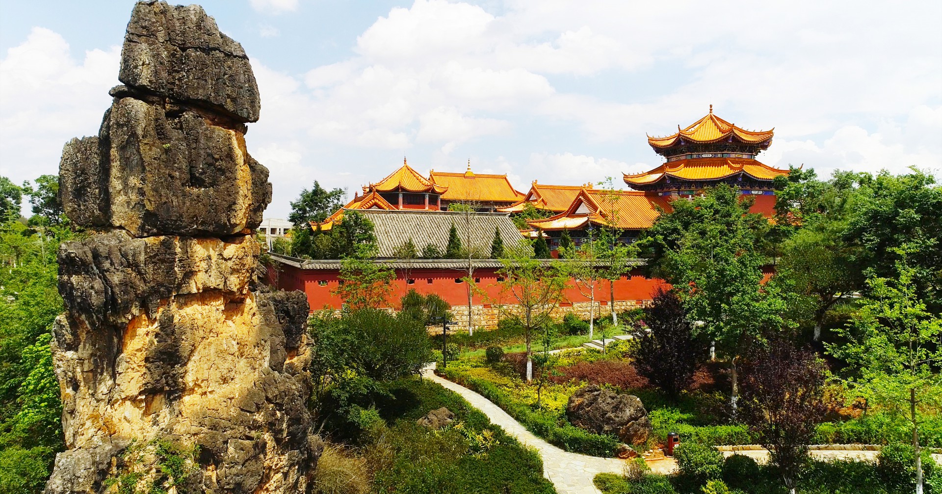 探秘阿诗玛故乡,2019国际旅游小姐入住杏林大观园