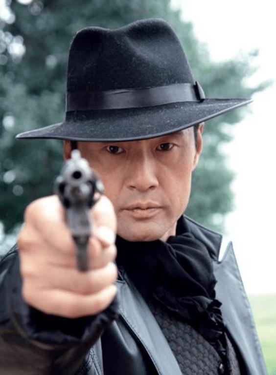 只为学习61岁甘愿在《庆余年》跑龙套|庆余年|于荣光|跑龙套_新浪新闻