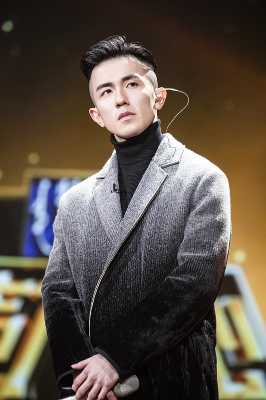 龚子棋《声入人心》卫冕首席 高音c直追帕瓦罗蒂|声