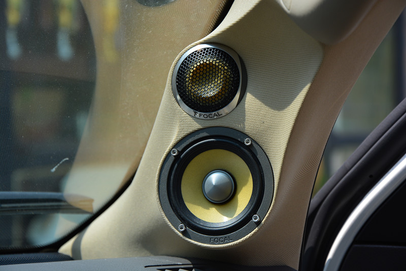 一见"黄盆"即倾心 唐山陆地巡洋舰汽车音响改装劲浪黄盆三分频