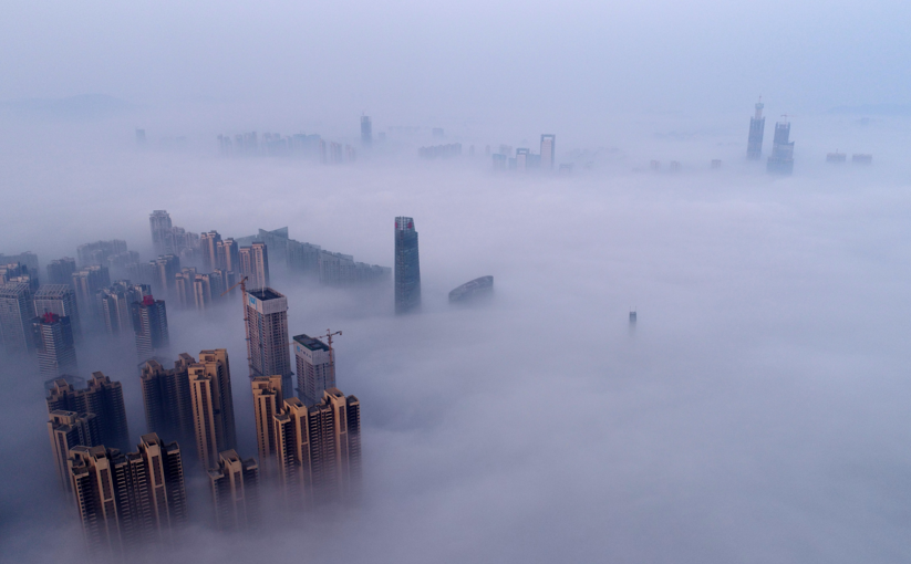 长沙大雾锁城 城市变身"天空之城"如仙境