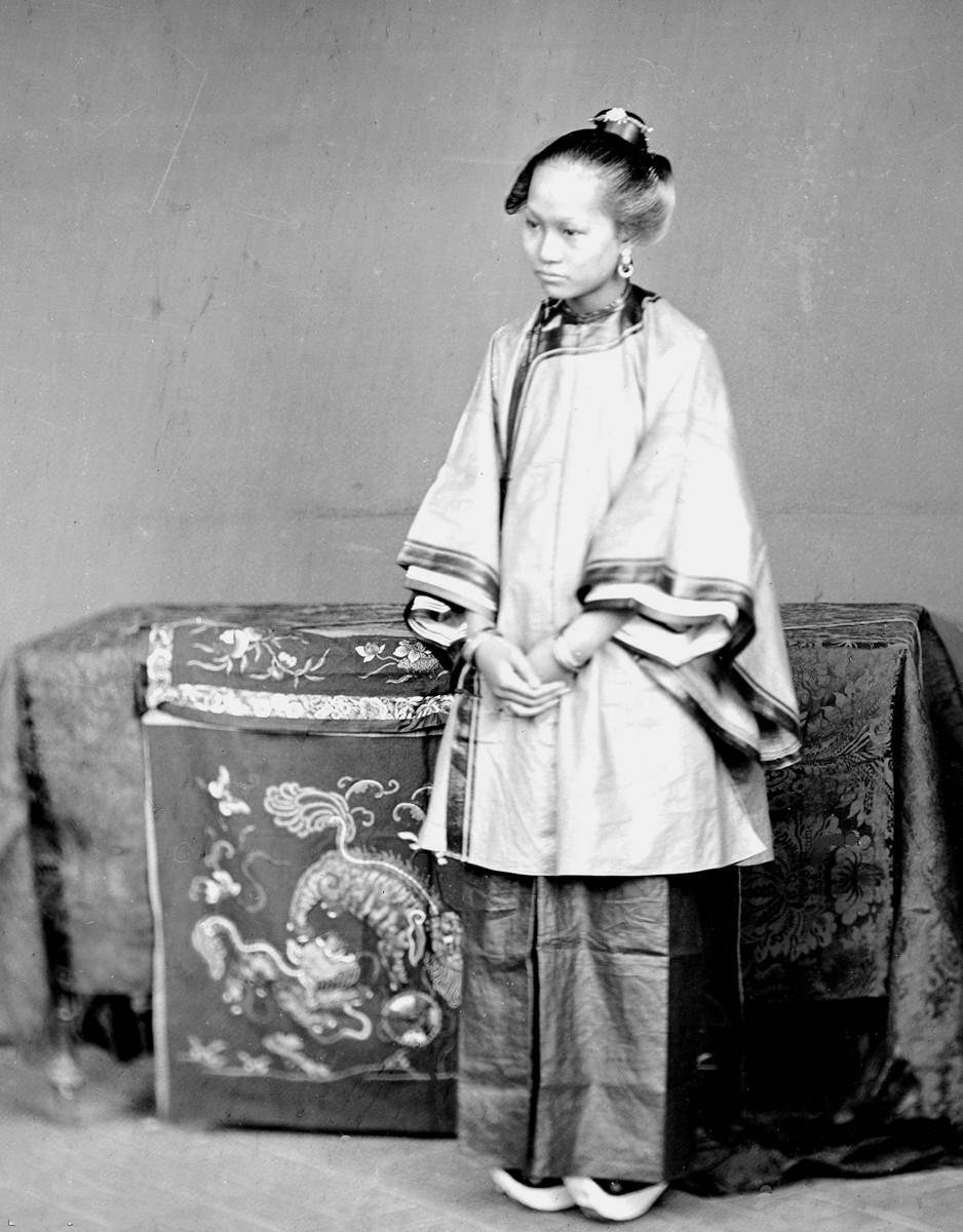 英国摄影家汤姆森镜头里的清朝那时的女子为何都是圆脸