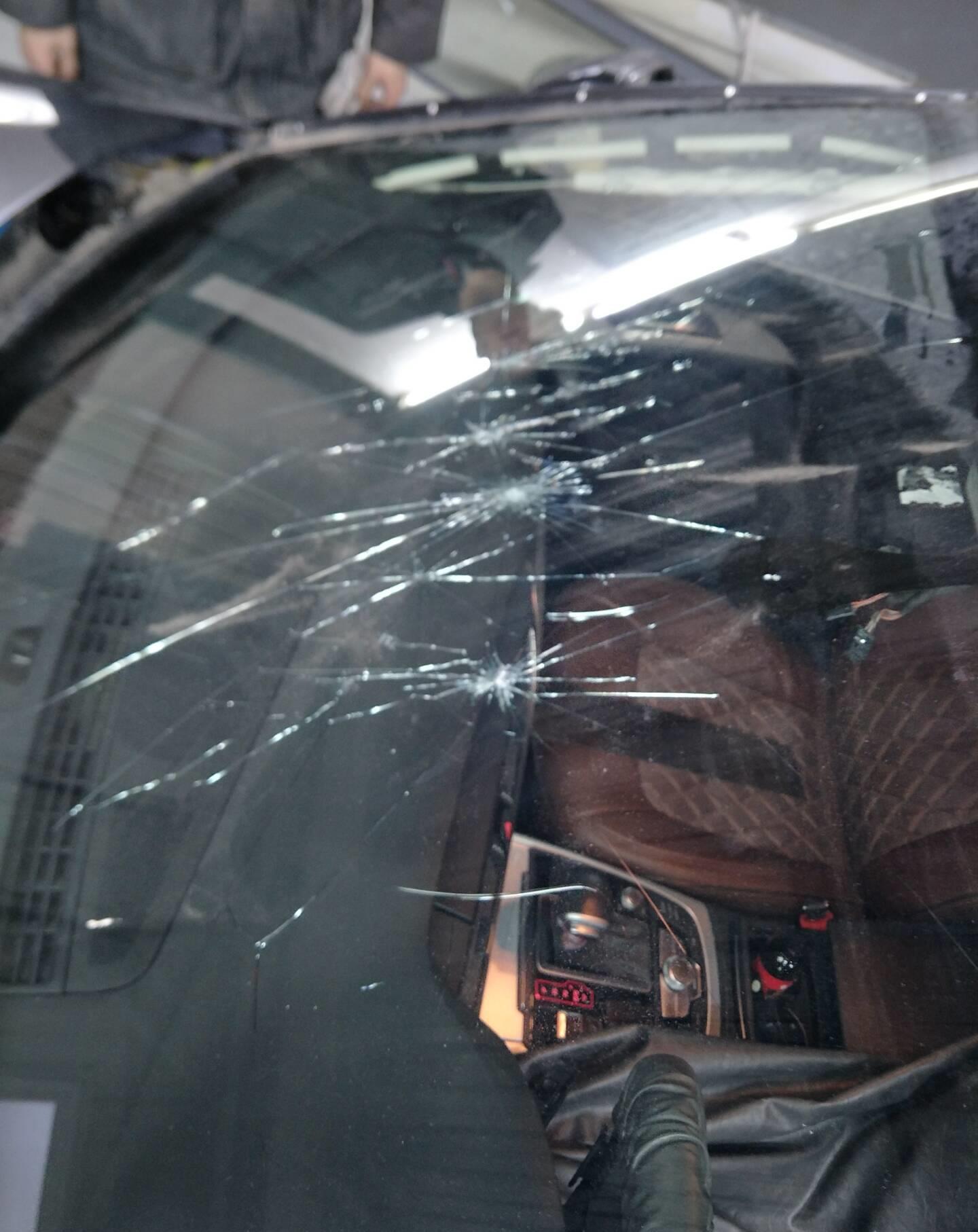 汽车前挡玻璃更换后，要多久能正常行驶。-新浪汽车