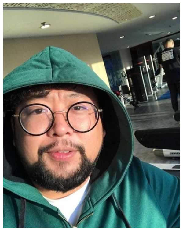 29岁的修睿把胡子全刮了,网友:完美的诠释了胡子的重要性