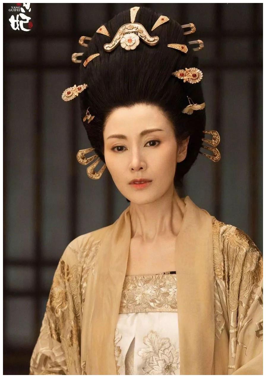 一代港片女神李嘉欣出席活动,回应传闻,否认复出|李嘉欣|复出|杨玉环