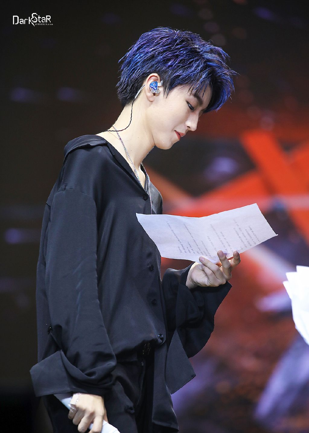 王俊凯的舞台照,这个男孩子真的超级适合舞台!