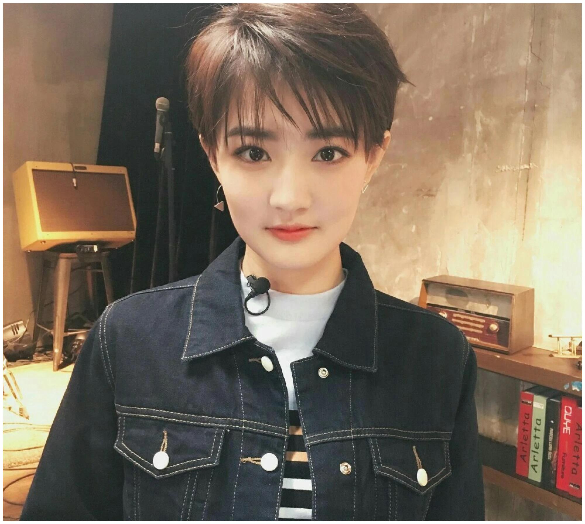 看到女神徐璐她的减肥餐,让人感叹难怪她只有88斤