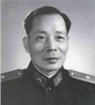 就是那个在淮海战役中把书呆子黄维耍得团团转的国民党110师师长.