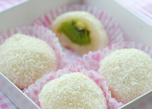 宝宝甜品椰香糯米糍的做法美味的小点心是不是做起来也超简单,妈妈们