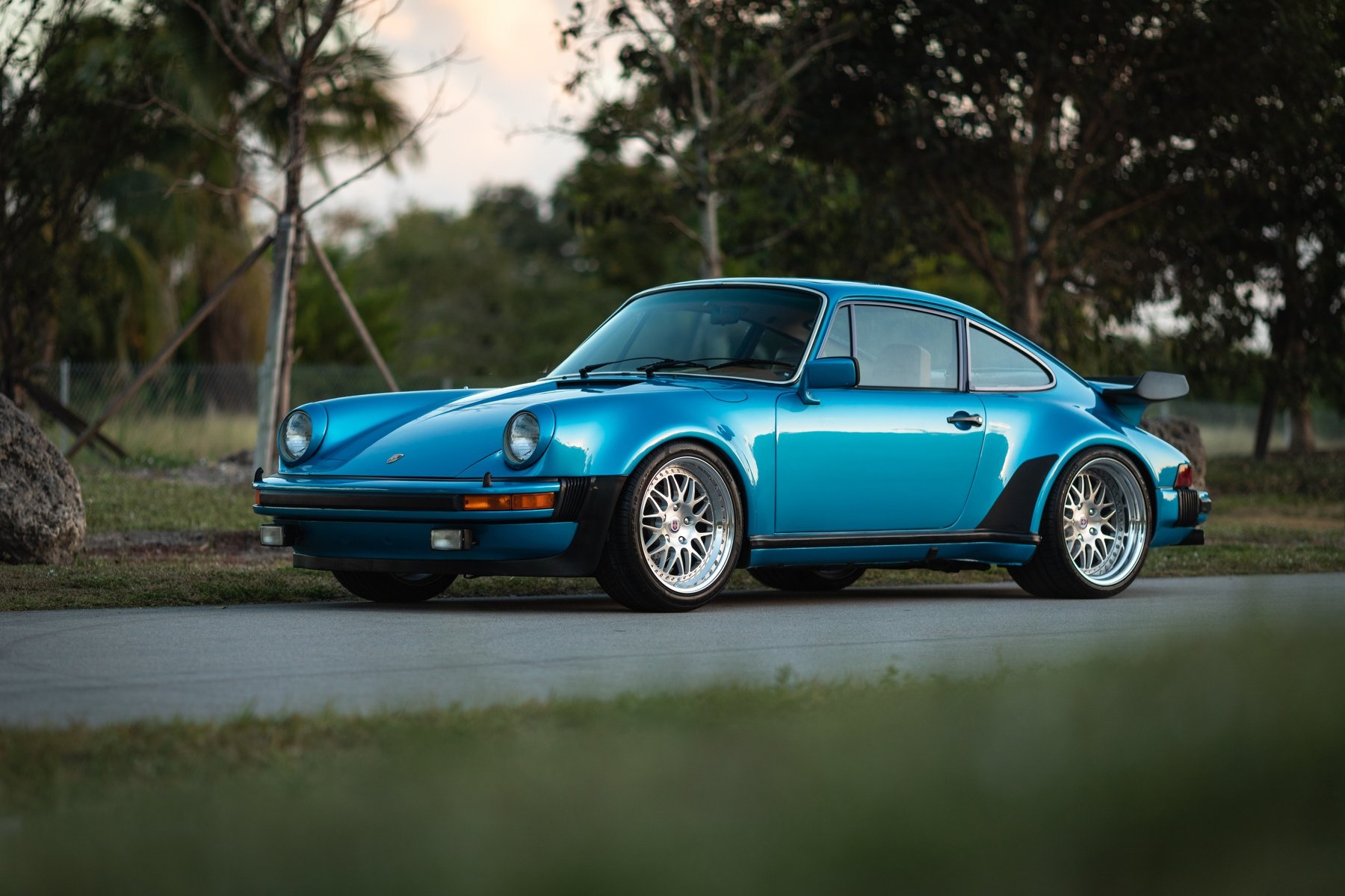 大富豪经典收藏保时捷930 turbo定制hre锻造轮毂540版美国制造