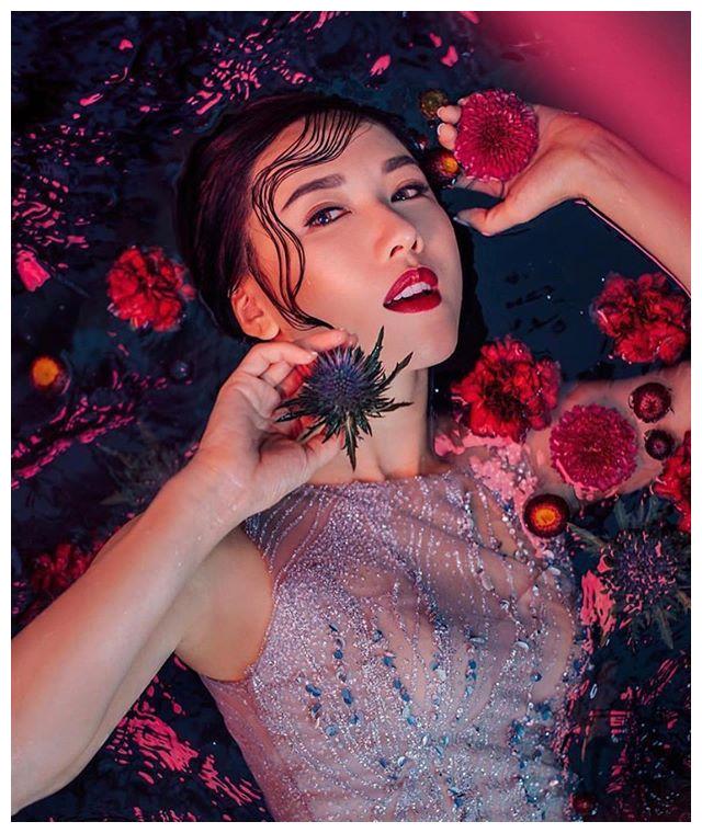 香港小姐李诗韵晒出性感大片写真照女神始终是女神