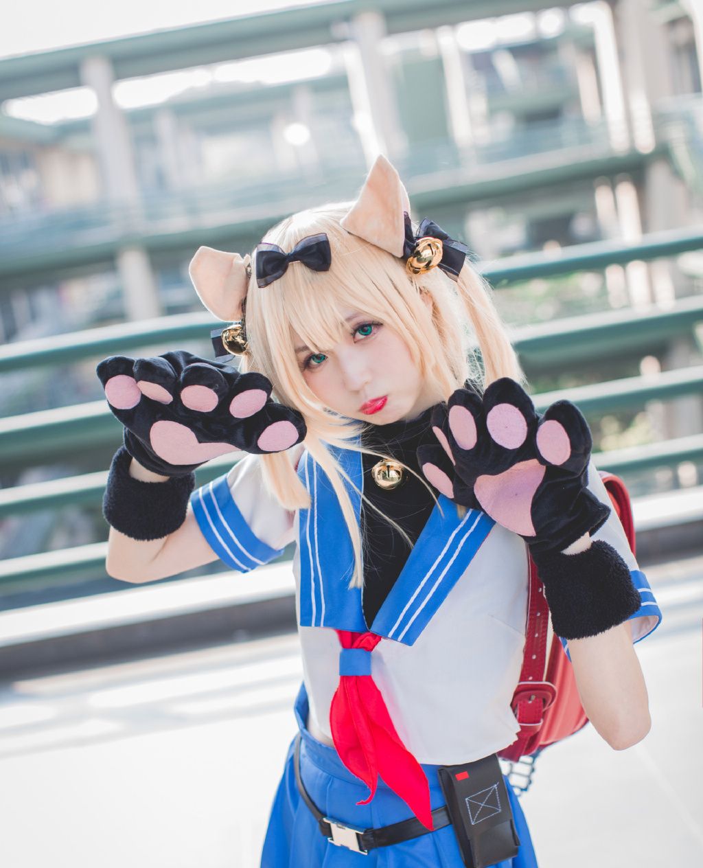 少女前线cos:喵棱镜威力,黑色的猫爪是不是很可爱