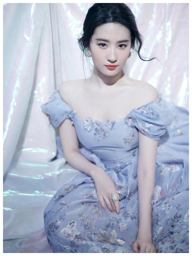 娱乐扒料:杨洋,任嘉伦,刘亦菲,郭碧婷,黄子韬,范冰冰