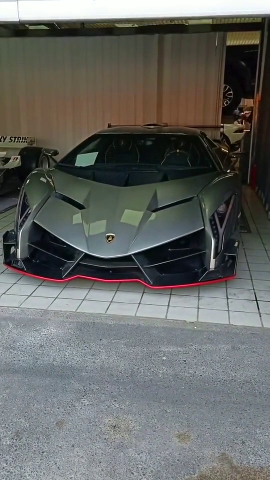   全球限量兰博基尼毒药出山,这车