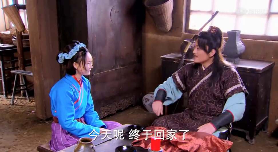 薛仁贵衣锦还乡回寒窑见发妻拿出天下兵马大元