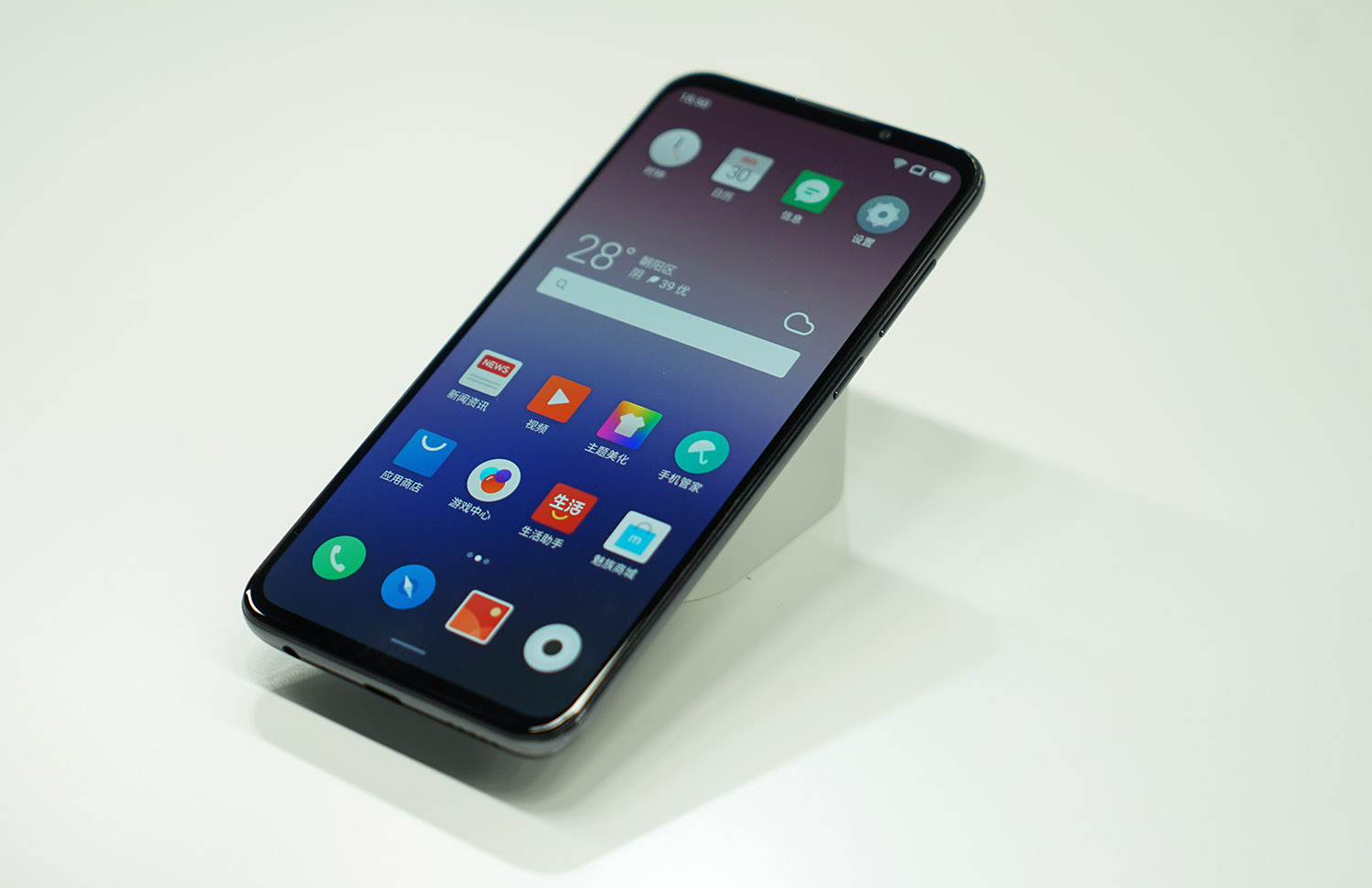 后置三摄 4000mah大电池,魅族16xs 真机图赏