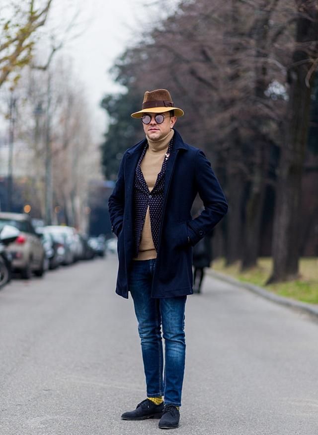 街拍:优雅男士穿衣打扮技巧,让你玩转小心机!