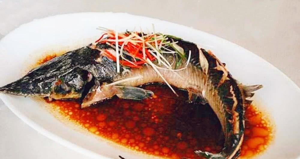 年味家宴 清蒸鲟鱼 制作简单 学会纳入餐桌菜单吧