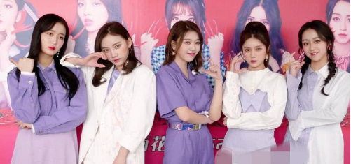 创造101第12名,签售会让粉丝跪着,女版蔡徐坤被骂出圈了