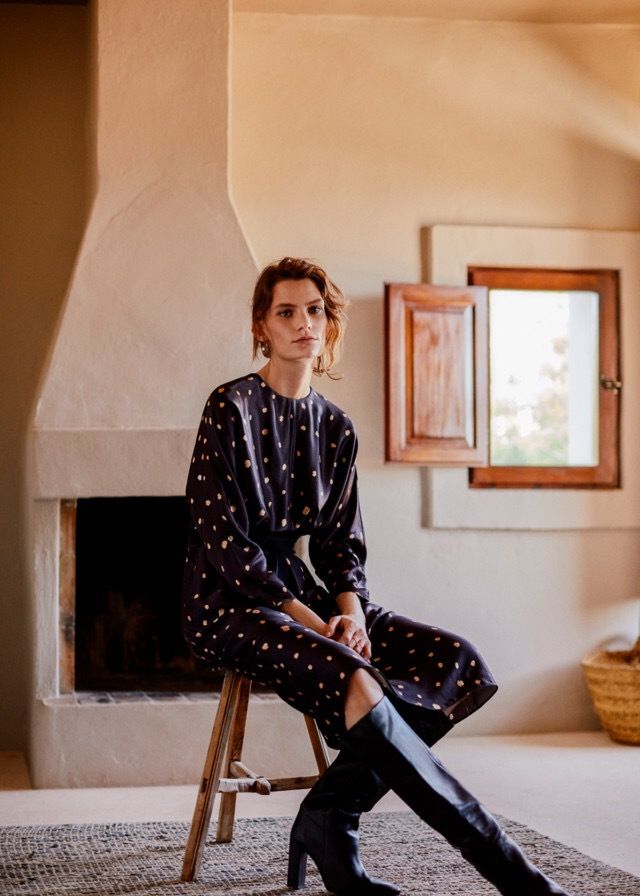 创立于1984的mango,以时尚,摩登,流行,大都会感的服装设计成功赢得