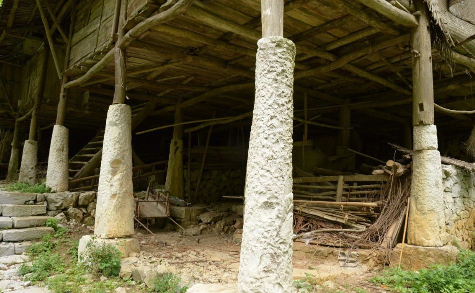 走进广西壮族风情古村落,看原始的壮族杆栏式民居建筑