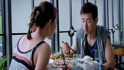 女友死活要点柠檬水,男子听到价钱愣了天价啊!