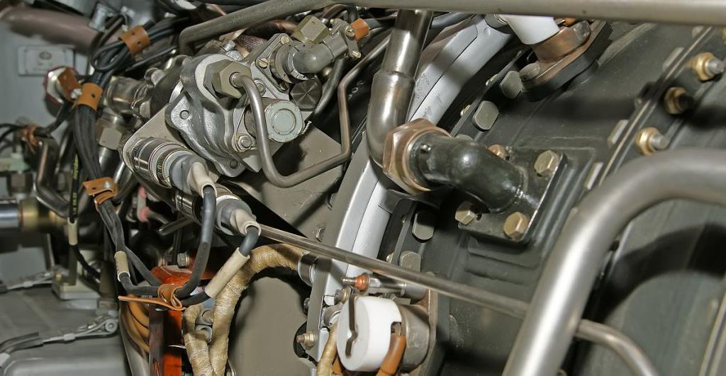 柴油发动机可以加汽油，为什么汽油发动机不能加柴油？看完明白