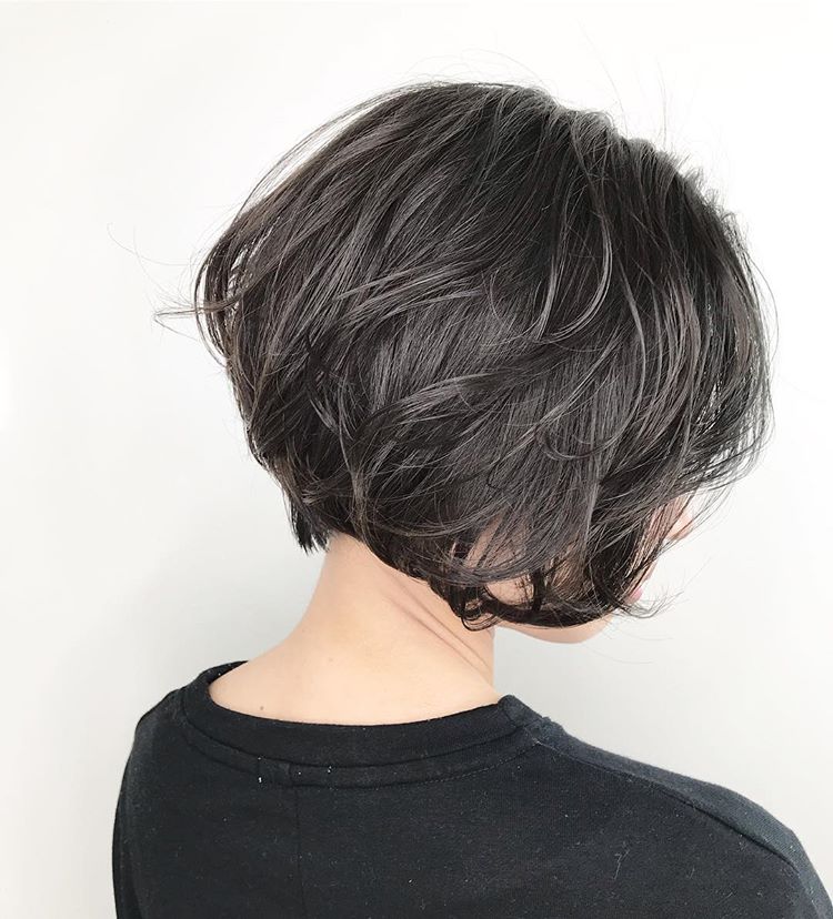 短发波波头烫一烫不老气还很时尚