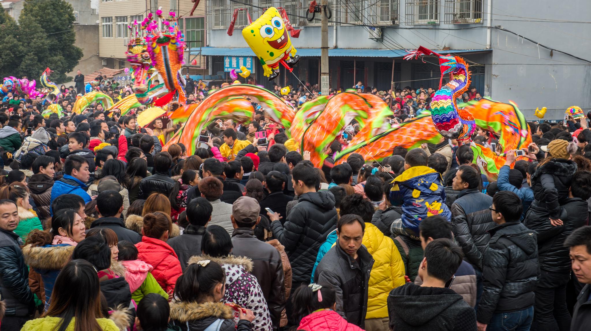 游走千年古驿龙灯之乡看孝感杨店百条滚龙狂舞