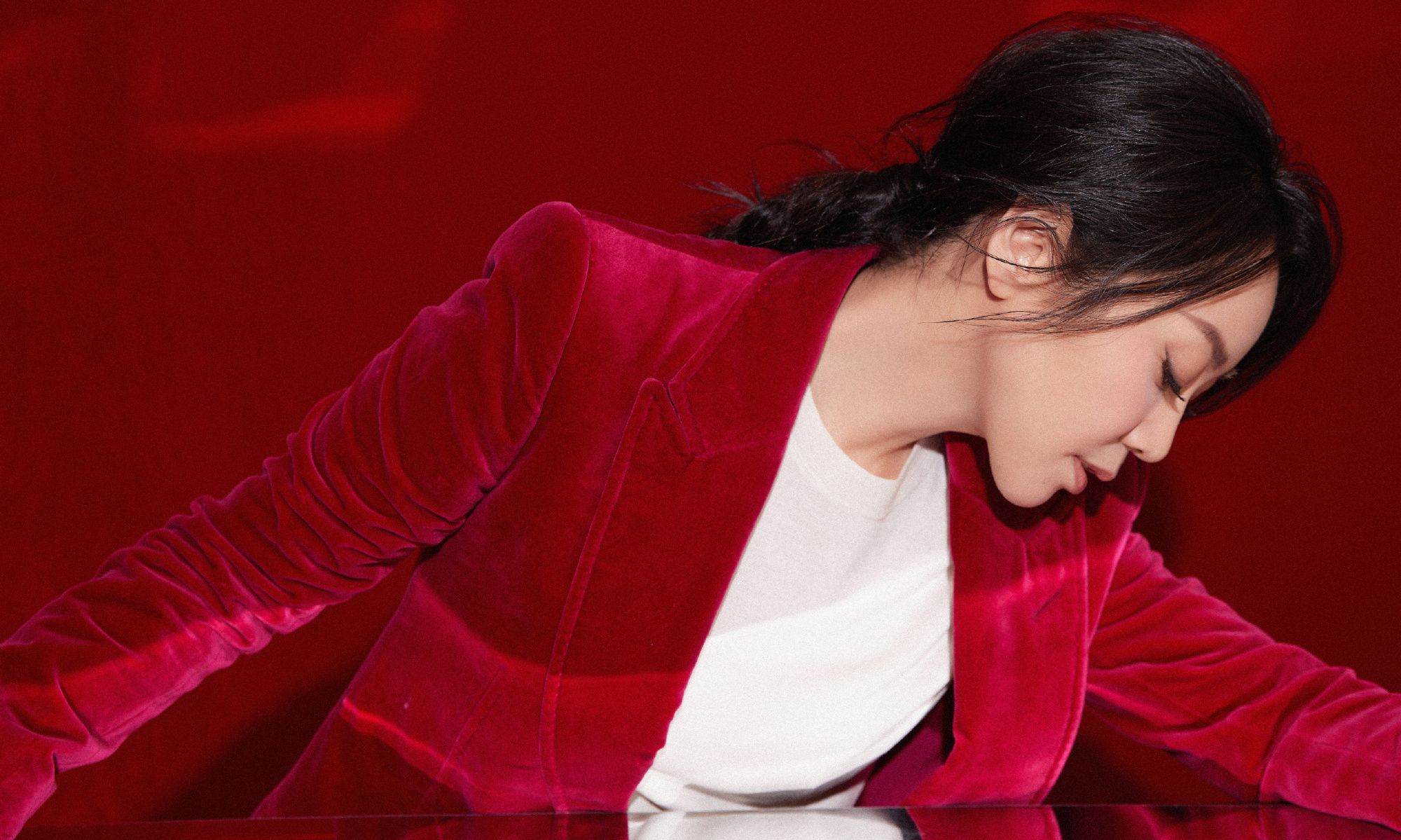 气质冻龄女神闫妮_高清图集_新浪网