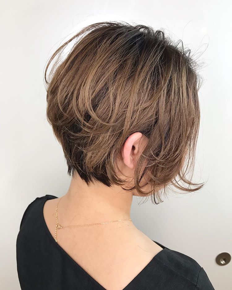 短发波波头烫一烫不老气还很时尚