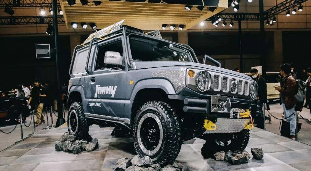 号称硬派小越野这款小型suv整车进口标配四驱仅十多万