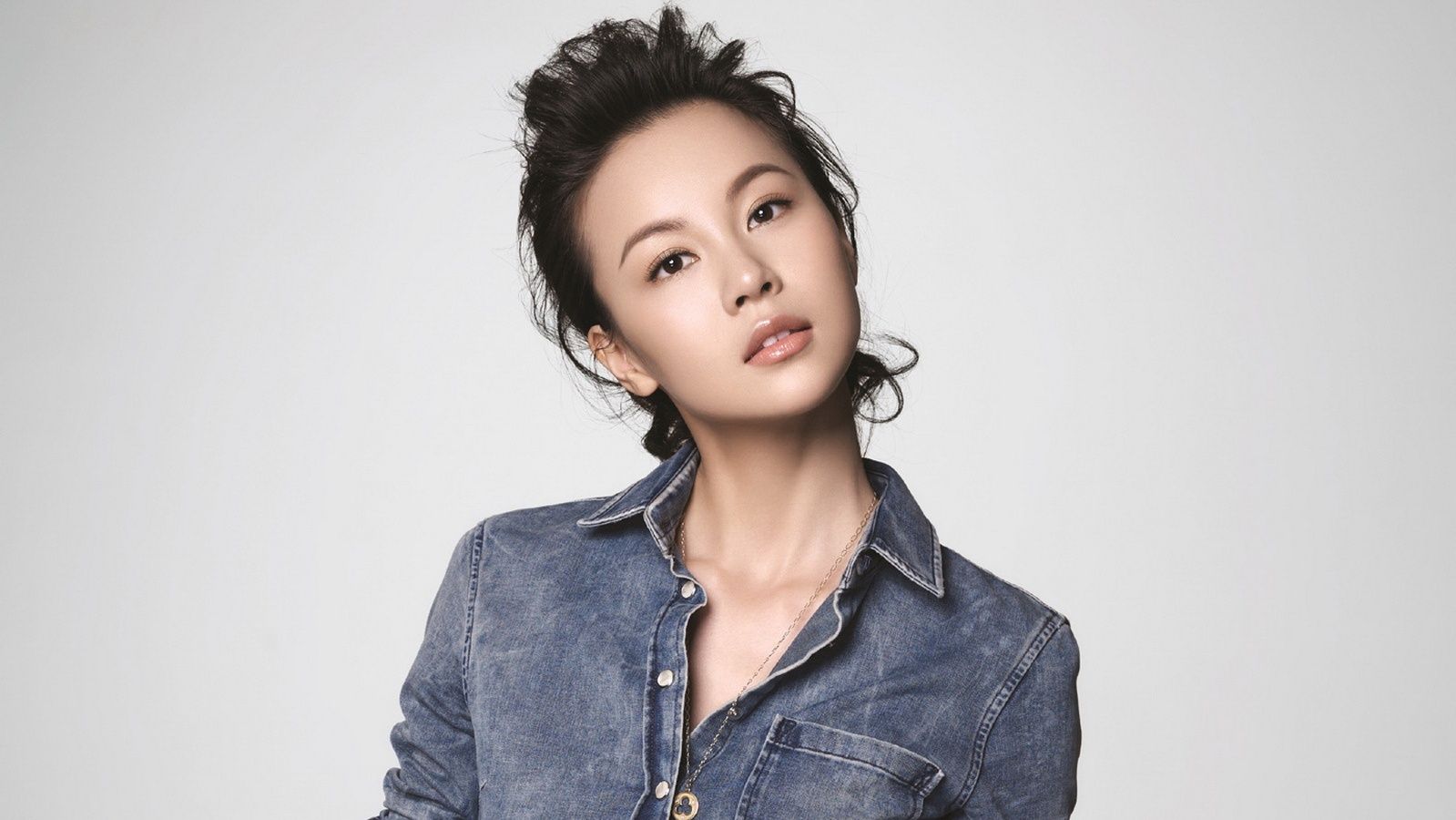 高贵大方 艳美绝伦的女明星——徐熙颜