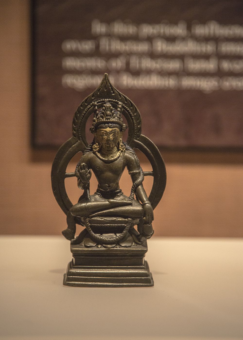 吐蕃分治时期的藏传佛教佛像艺术,有鲜明的藏民族文化特色