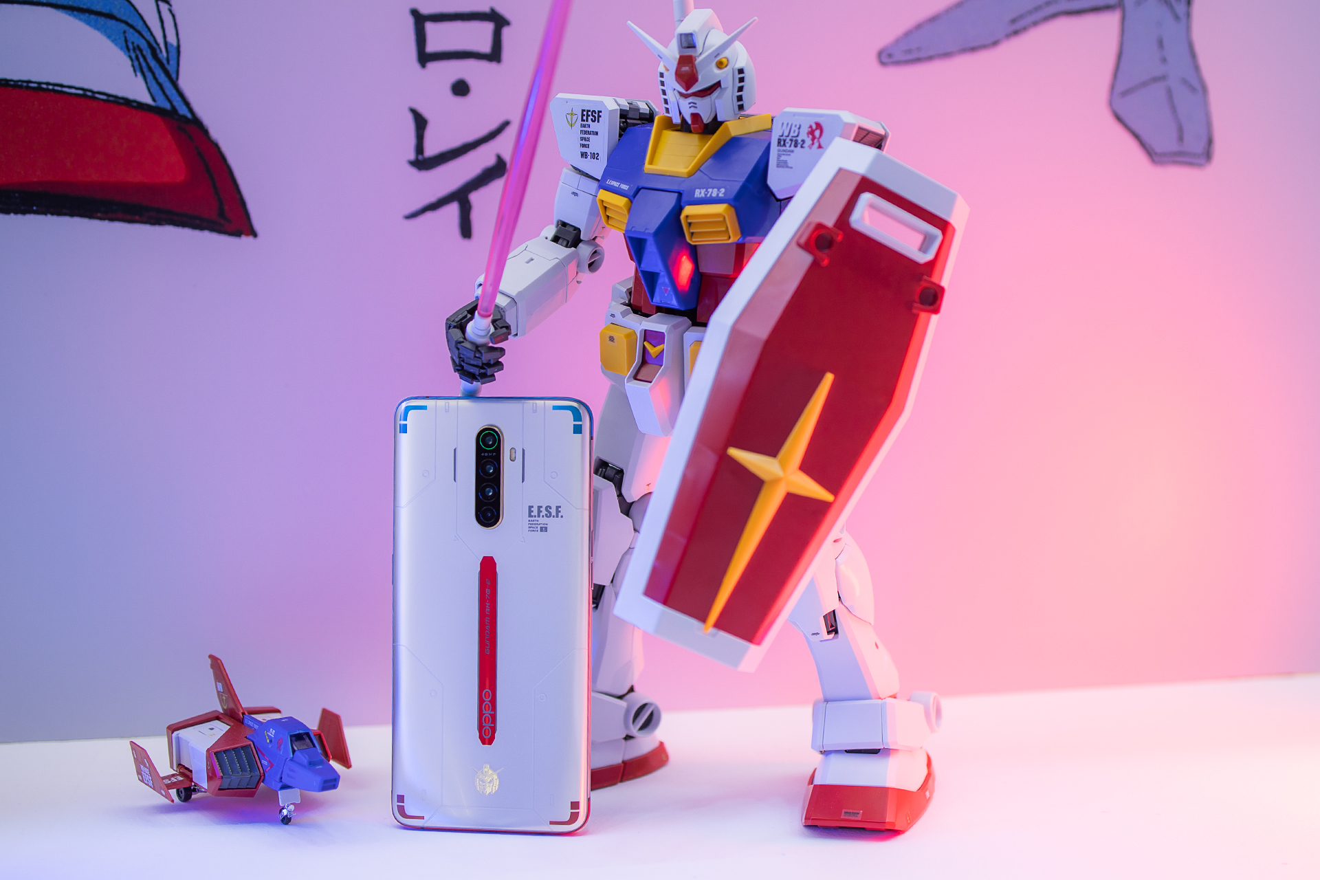 致敬高达40周年 reno ace高达定制版抢先上手|oppo_新浪科技_新浪网