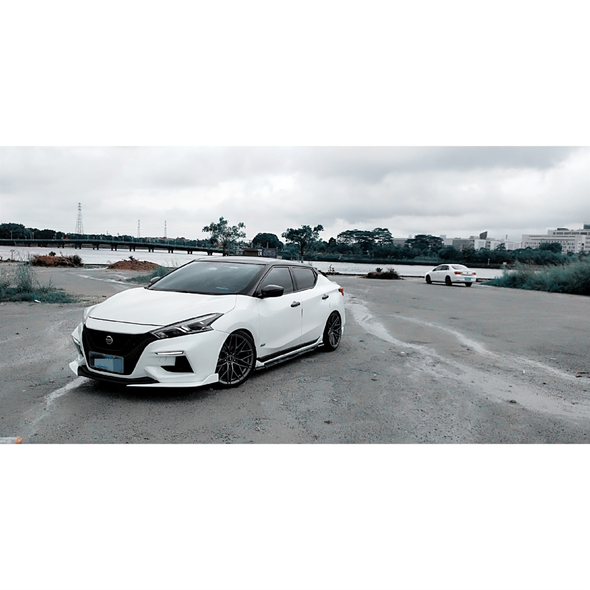 中国特供车新蓝鸟改装案例